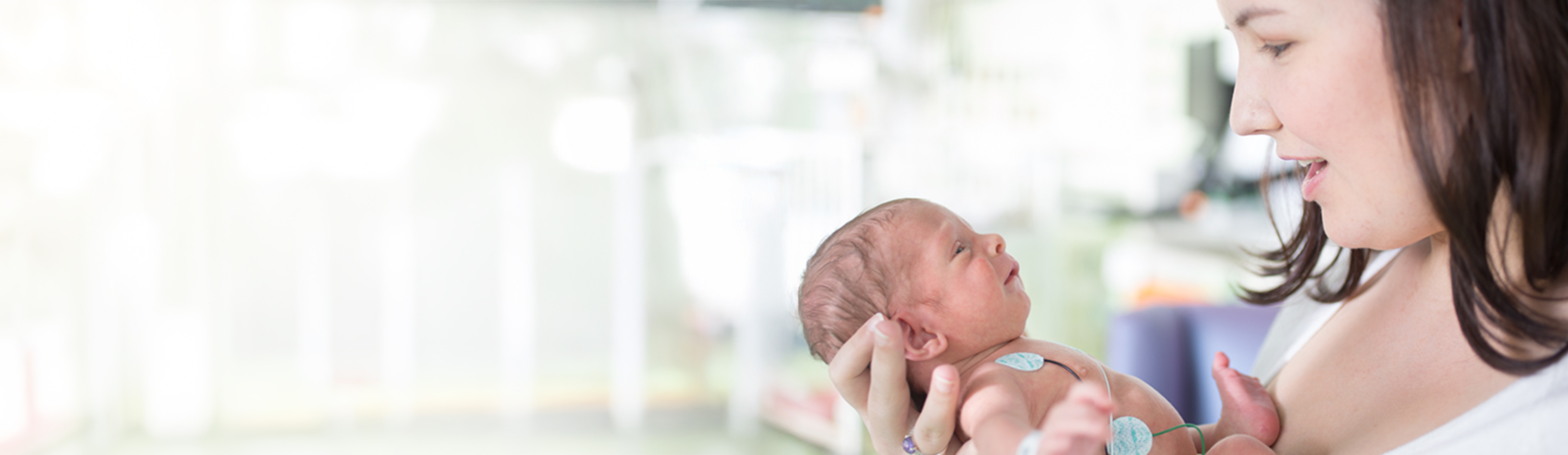 Premature Baby Care & Development—Milestones, Nutrition Support, & Preparing for Home | Similac®